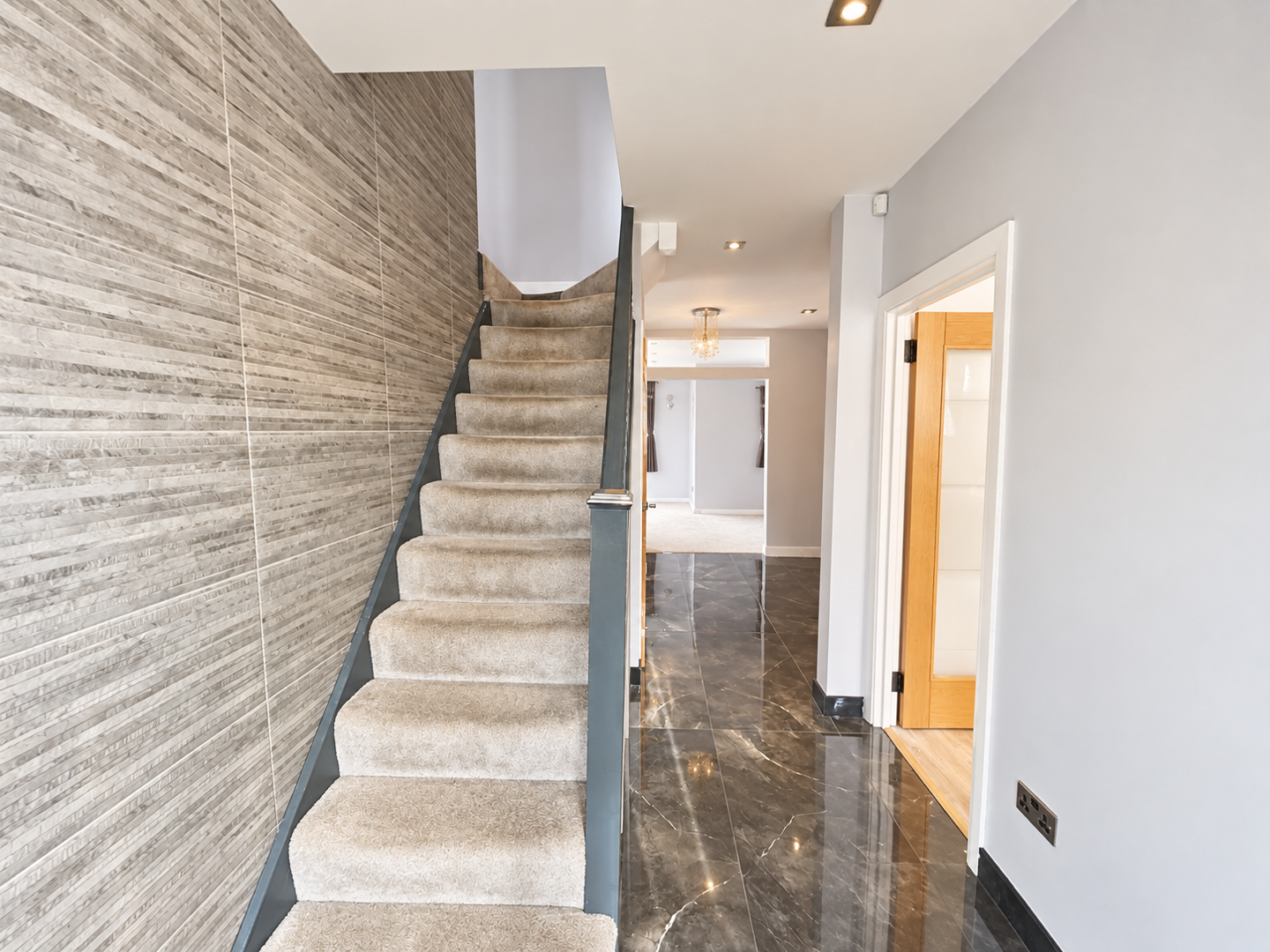 7 bed property in Selby Gardens, Southall